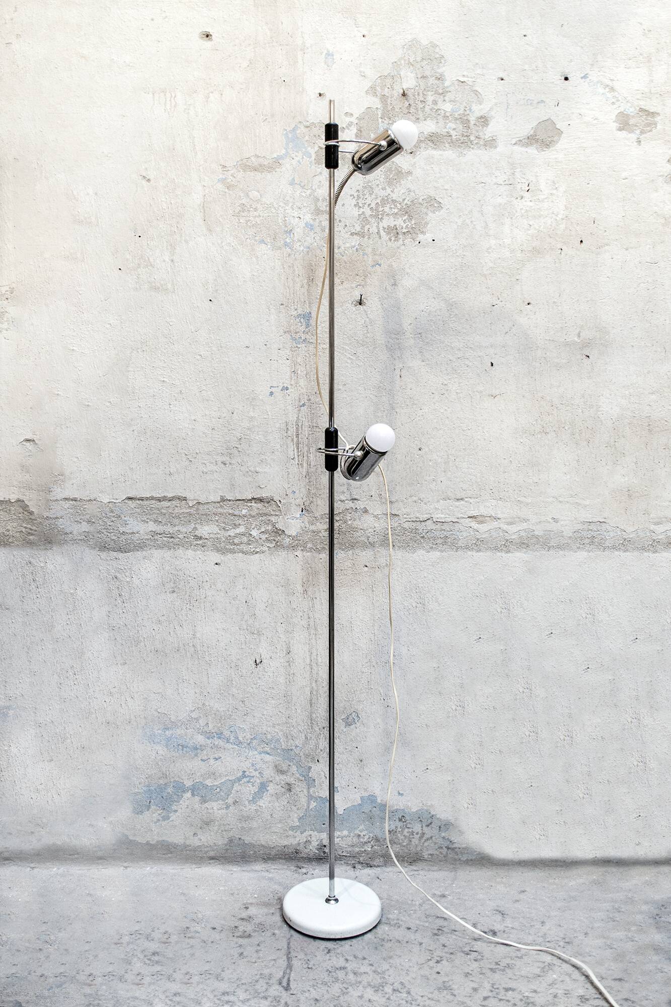 Steel floor Lamp by Francesco Fois for Reggiani, Italy, 1960s