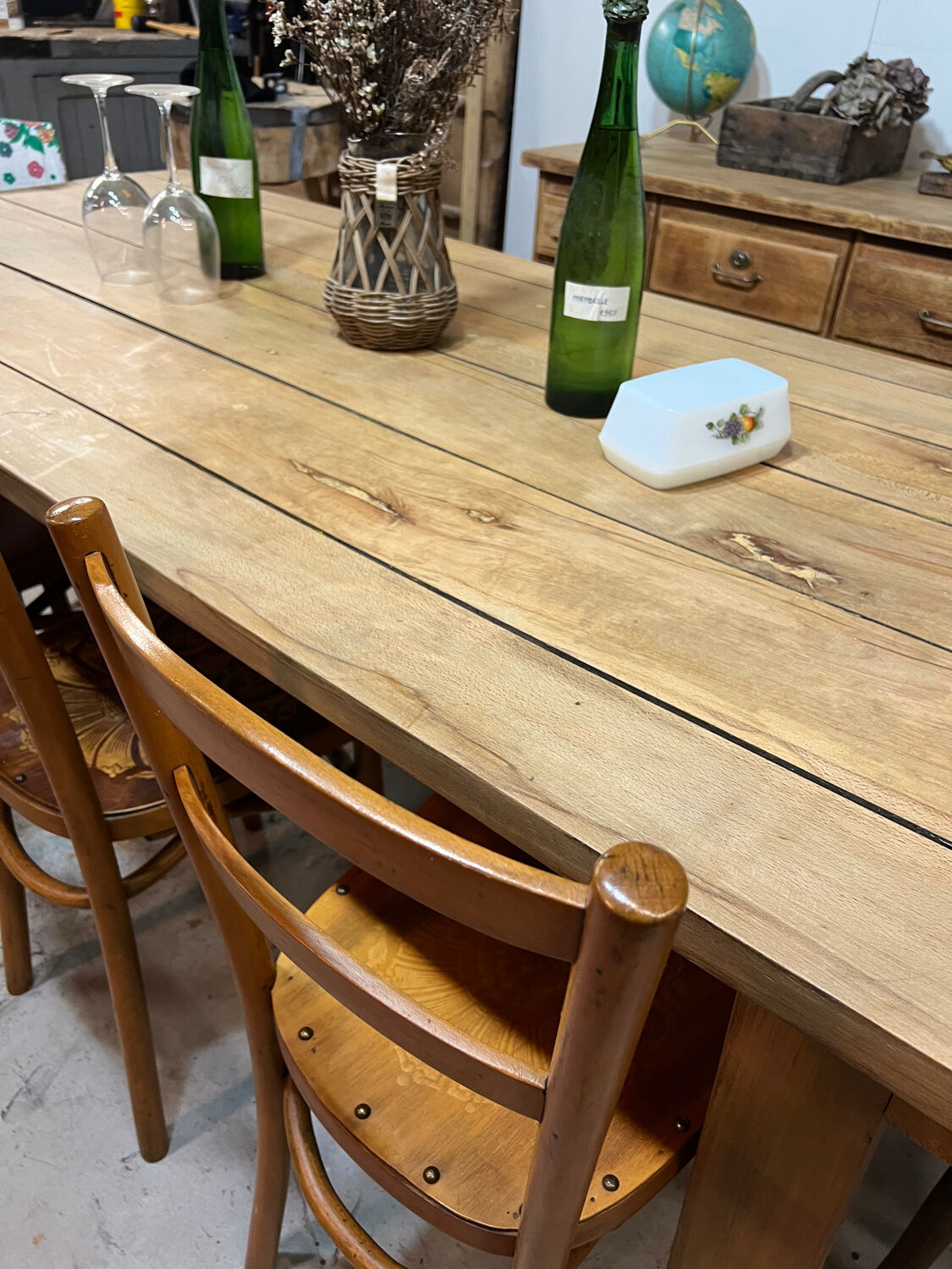 Old workshop table in elm