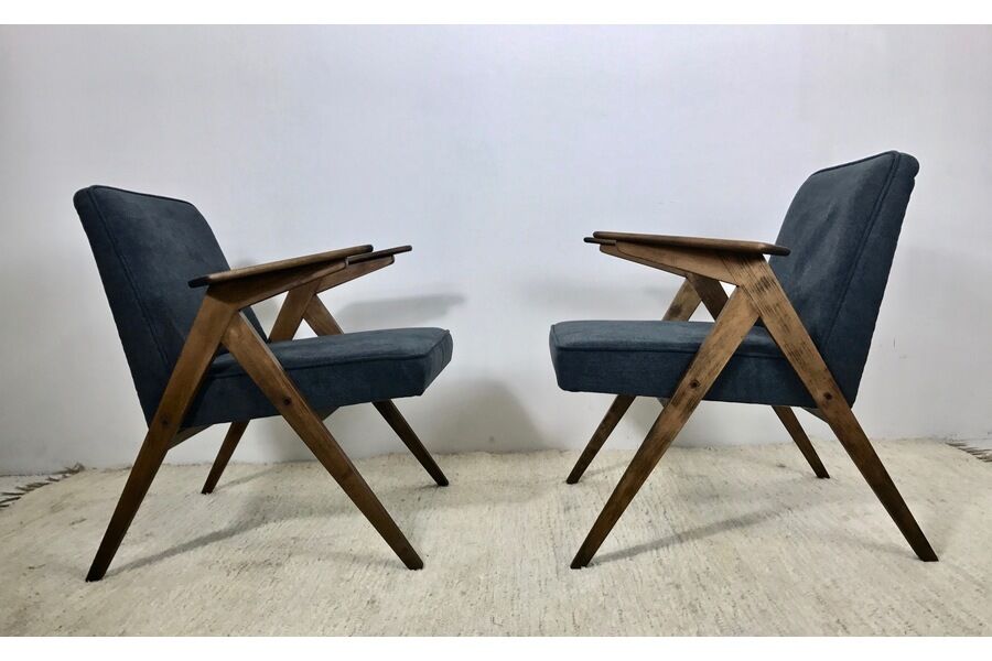 Pair of chairs bunny type 300 177, by J. Chierowski, 1960
