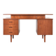 Bureau en teck des années 1960.