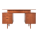 Bureau en teck des années 1960.