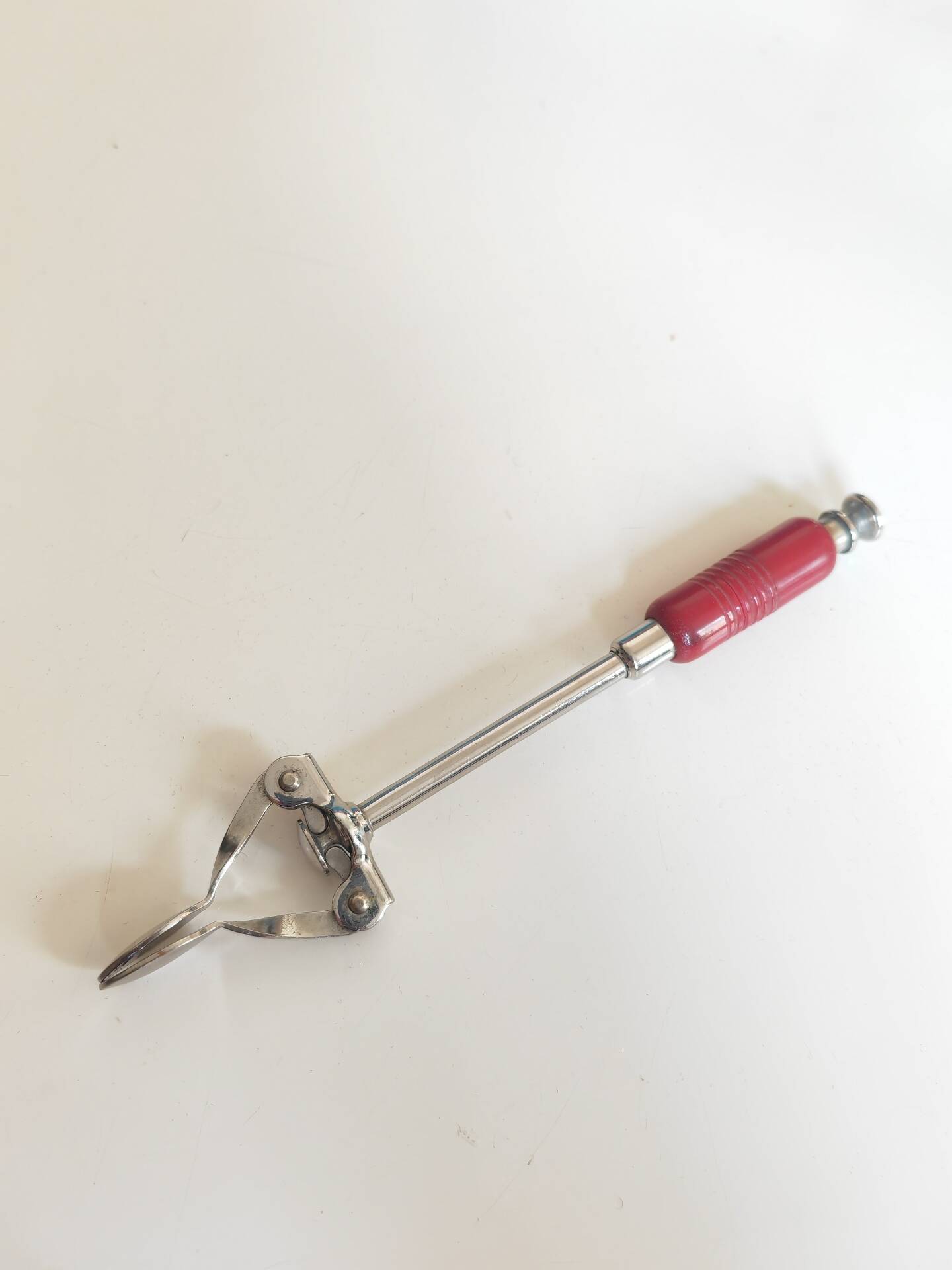 Sugar tongs or ice cubes