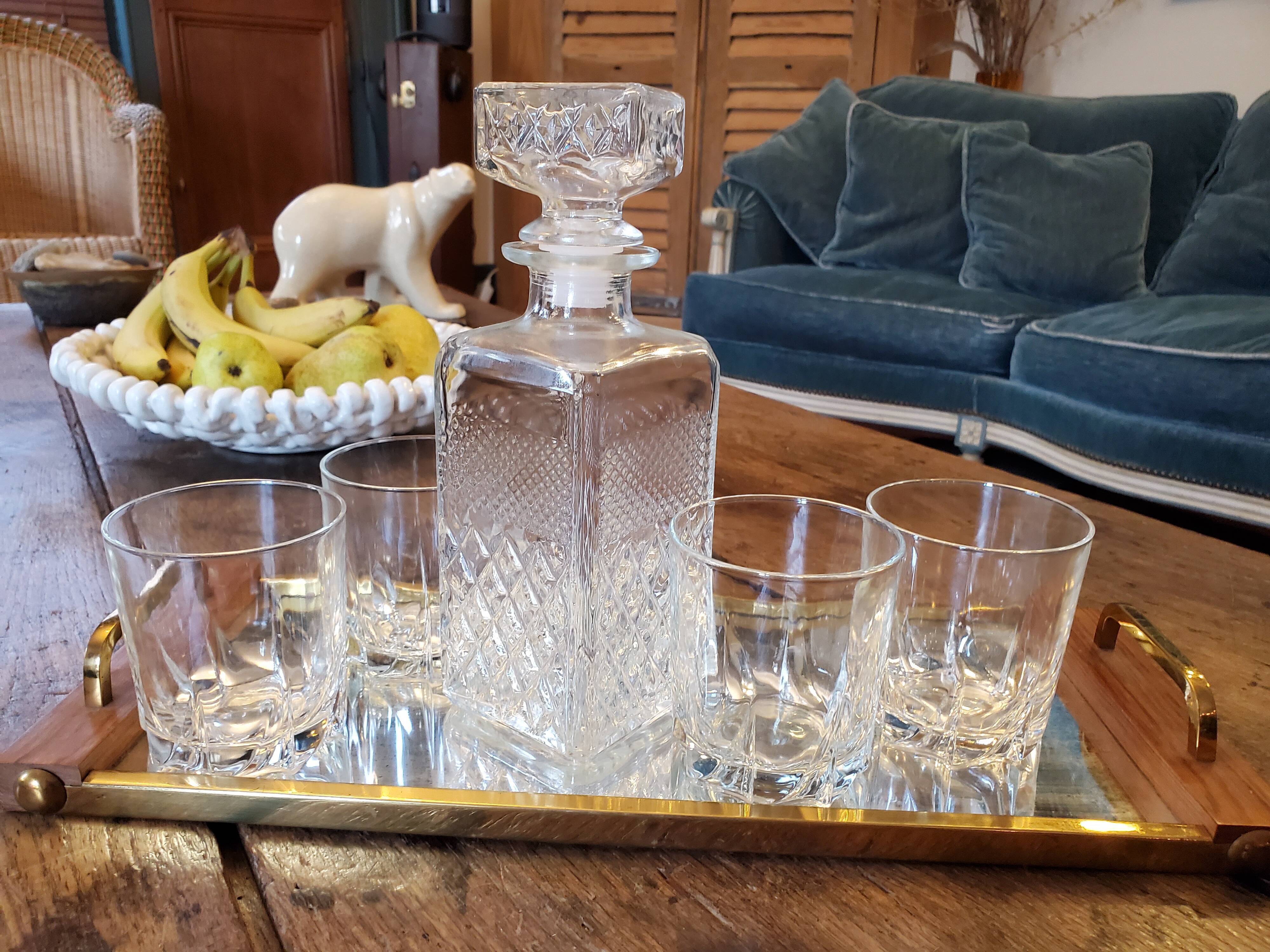 Carafe in chiseled glass 60's