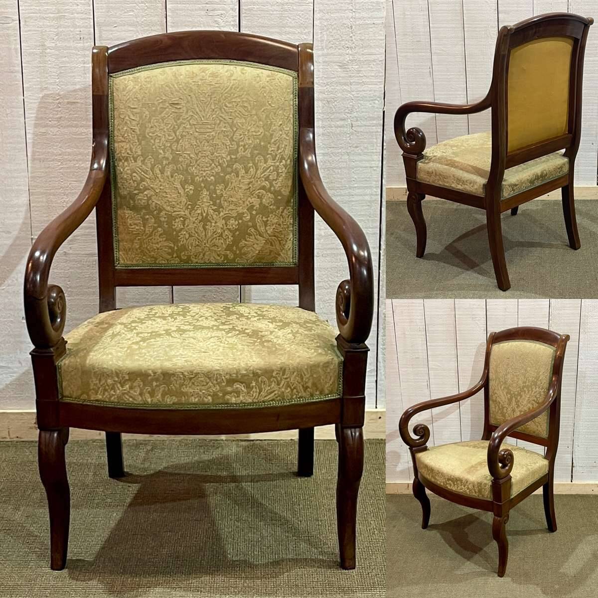 Armchair with crosses - 19th century restoration in mahogany