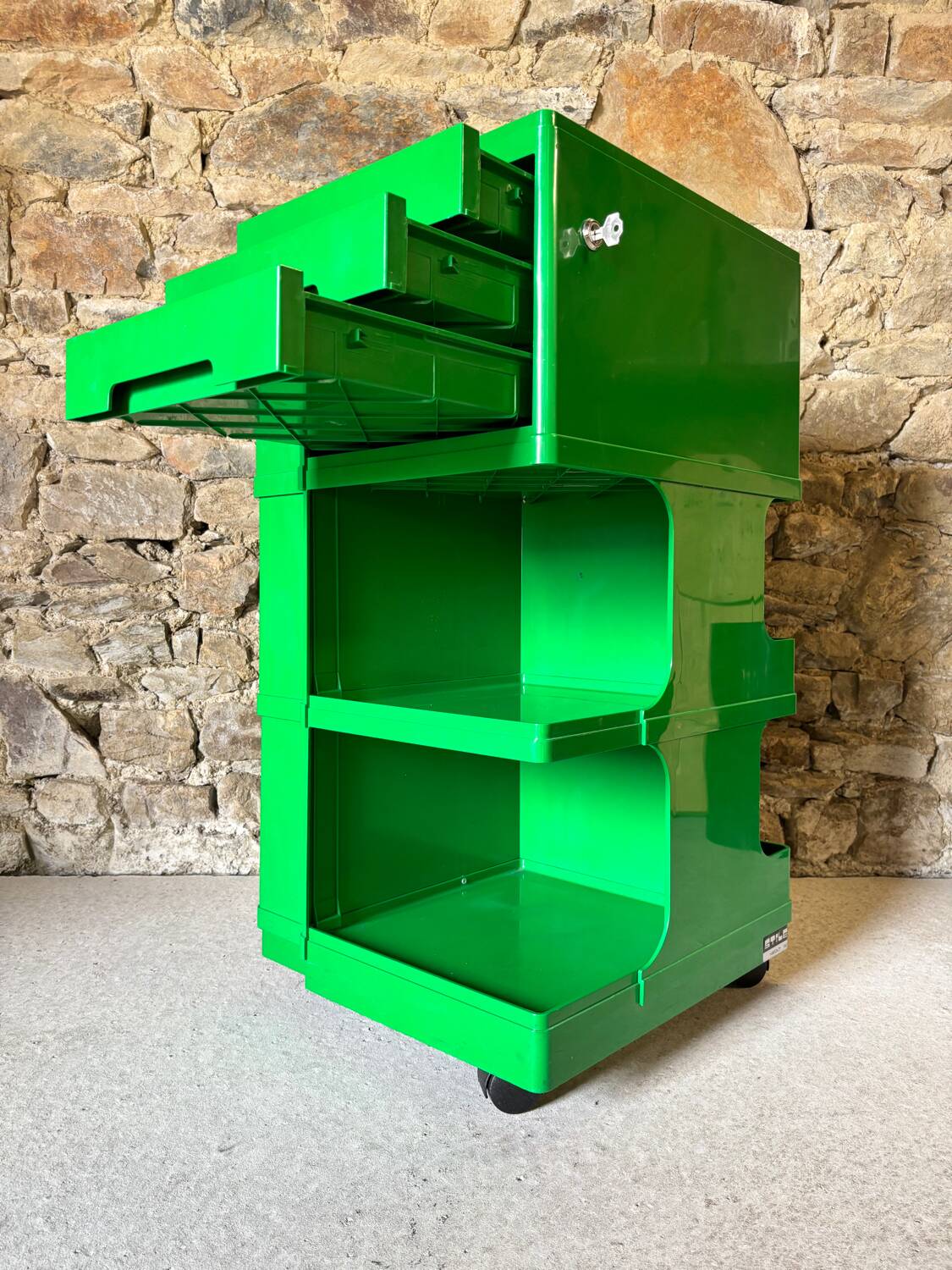 Architect's rolling cart by Giovanni Pelis for Stile Neolt 1970