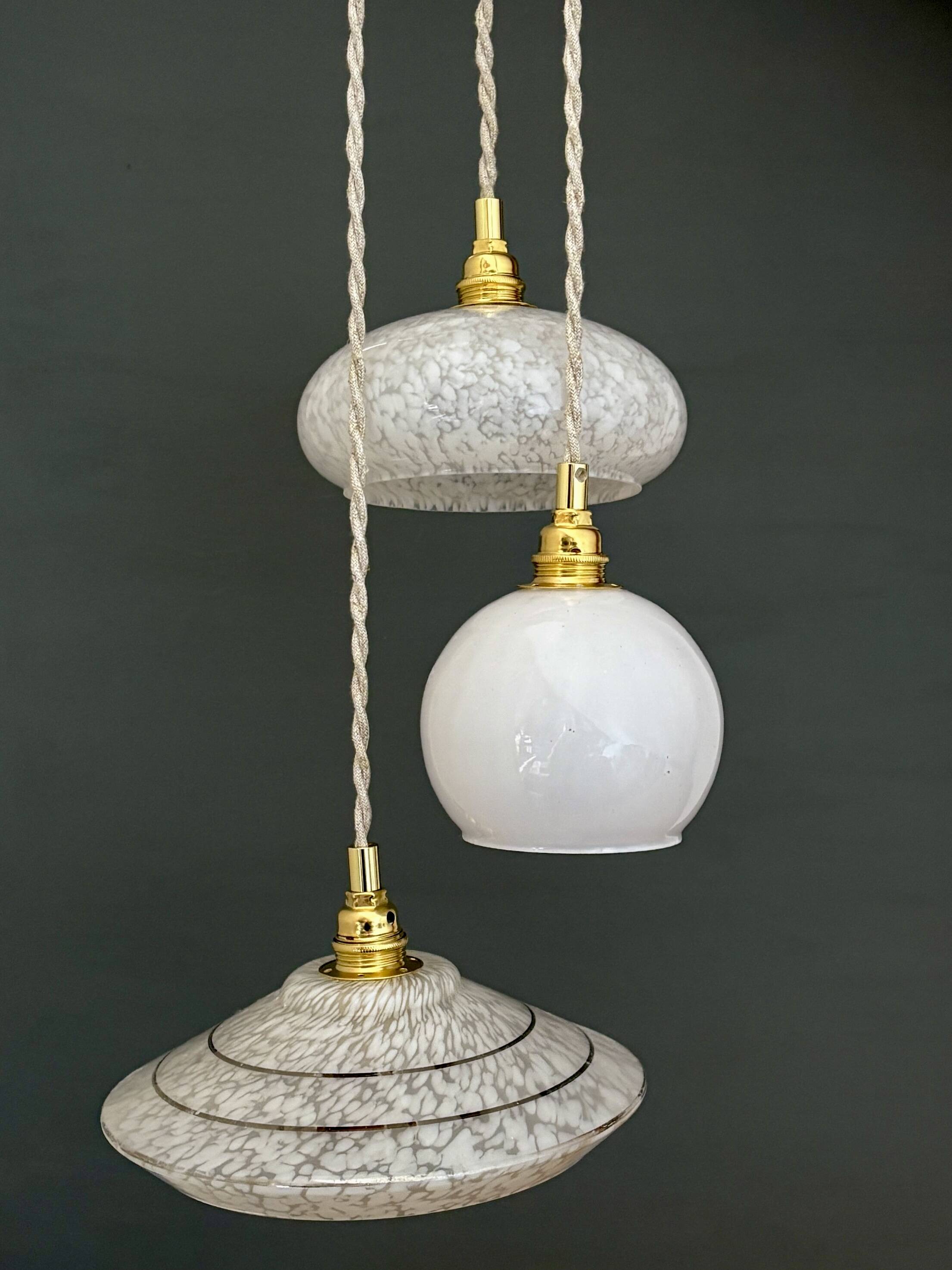 Vintage white glass triple globe suspension from Clichy and opaline.