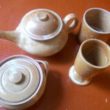 Stoneware service