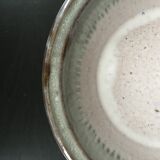 Hollow stoneware dish