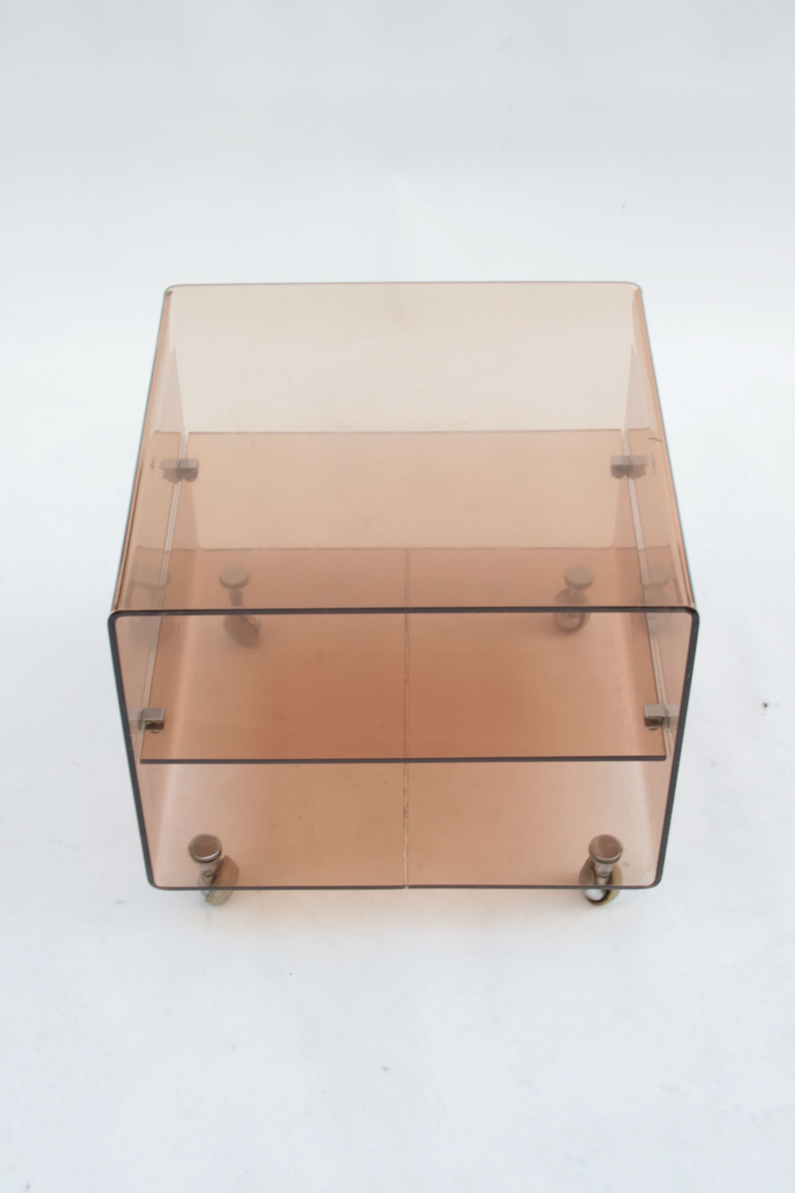 Table d'appoint lucite en plexiglas par Michel Dumas pour Roche Bobois, 1970