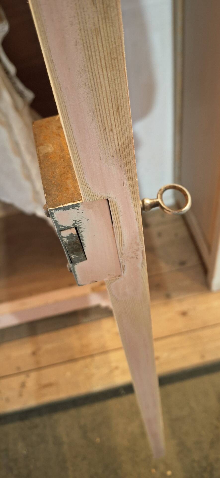 Asymmetrical wardrobe