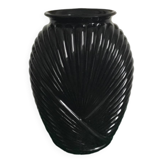 Pleated glass vase