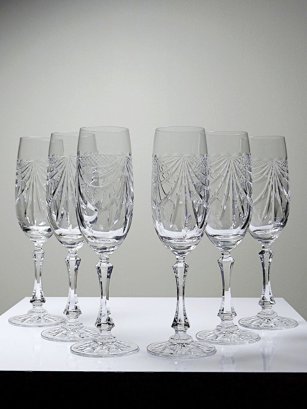 Set of 6 hand-cut Lorraine crystal champagne flutes