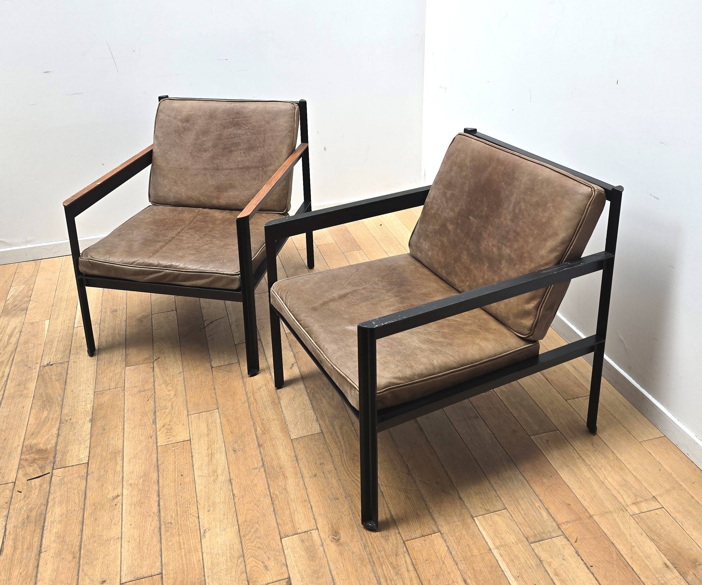 Pair of Cargo II armchairs, Heerenhuis