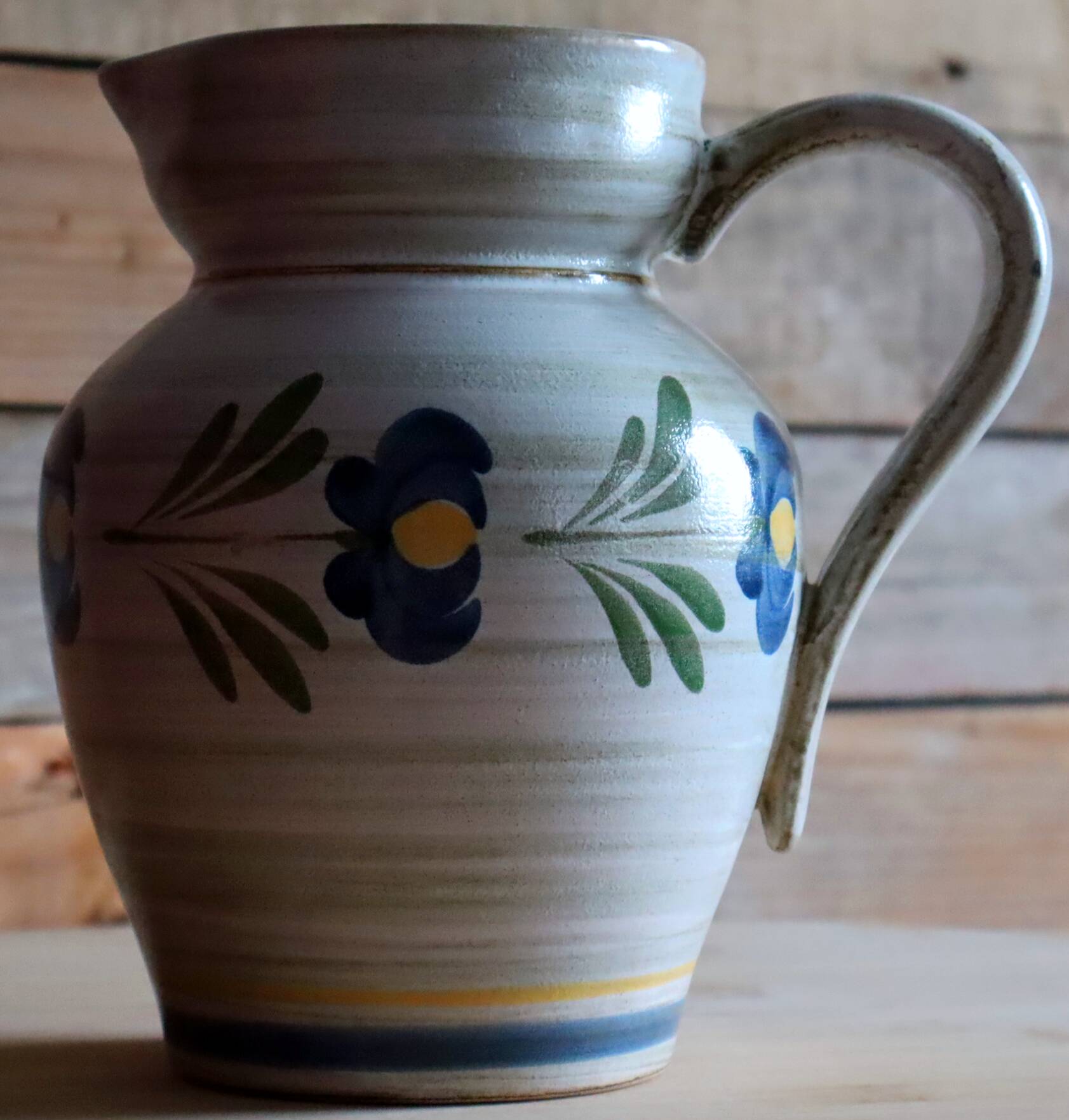 Vintage earthenware jug "Prisca" – Sainte-Radegonde, hand-painted