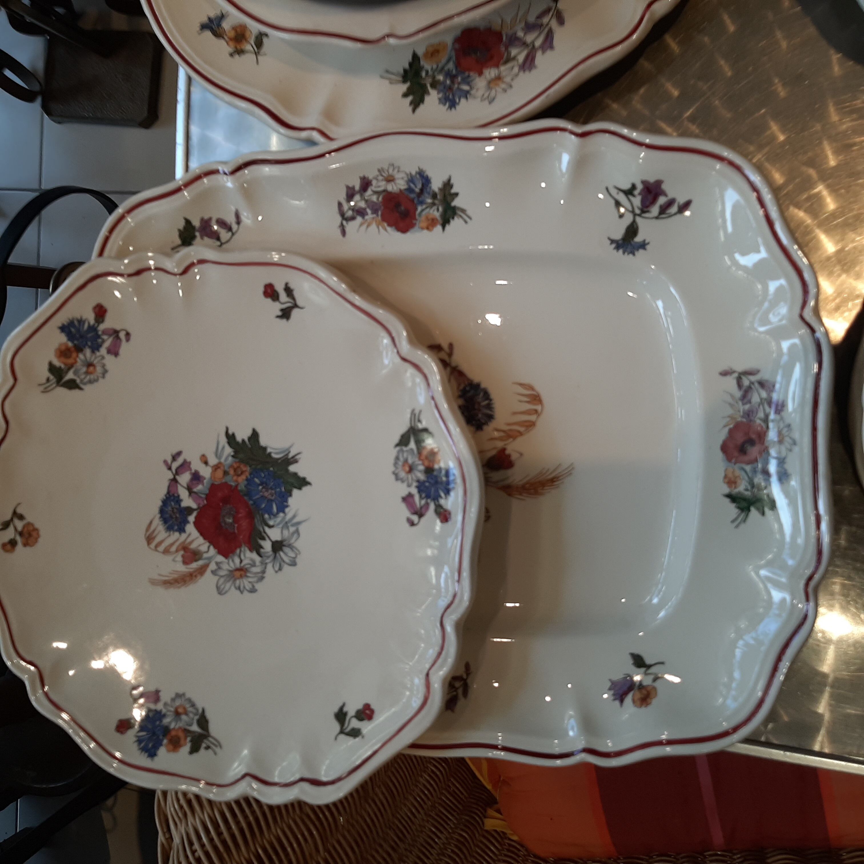 Lot of tableware Sarreguemines Areste