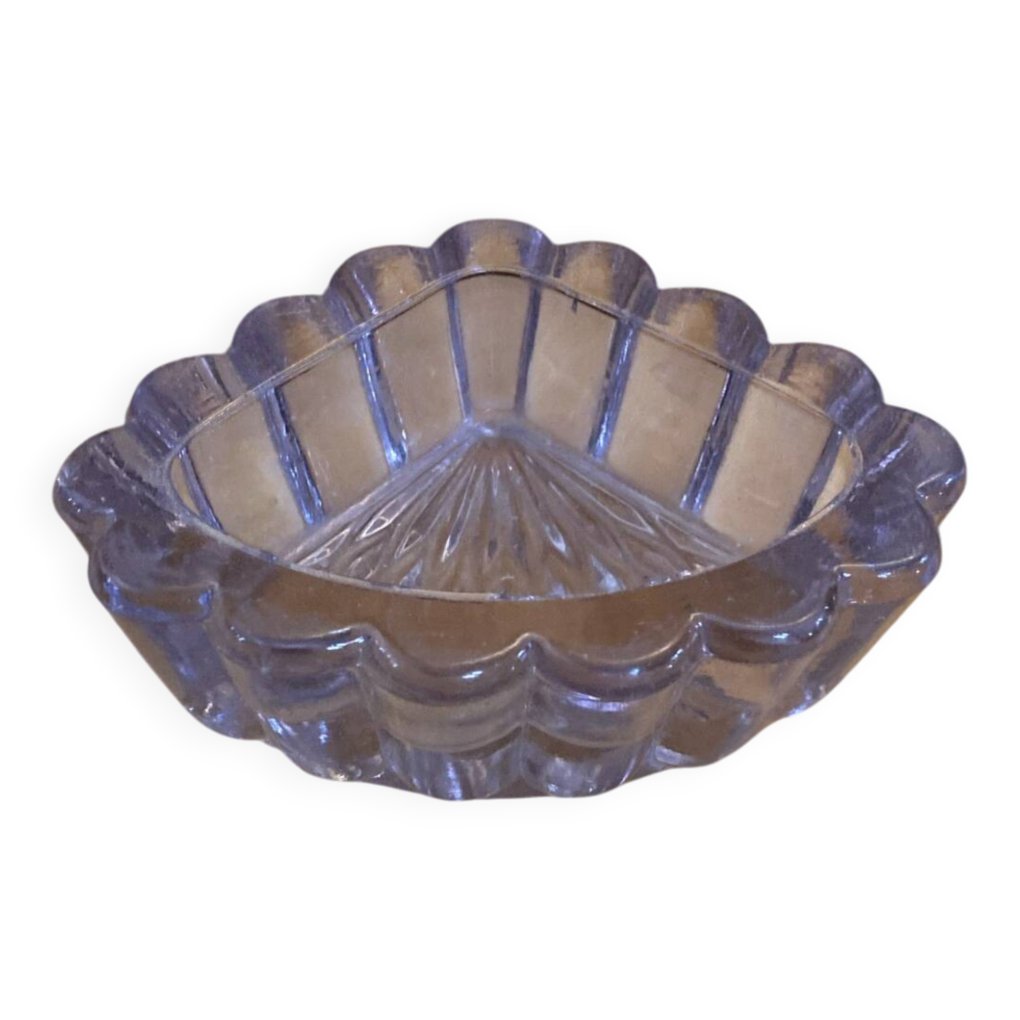 Vide poche ancien en verre moulé rose