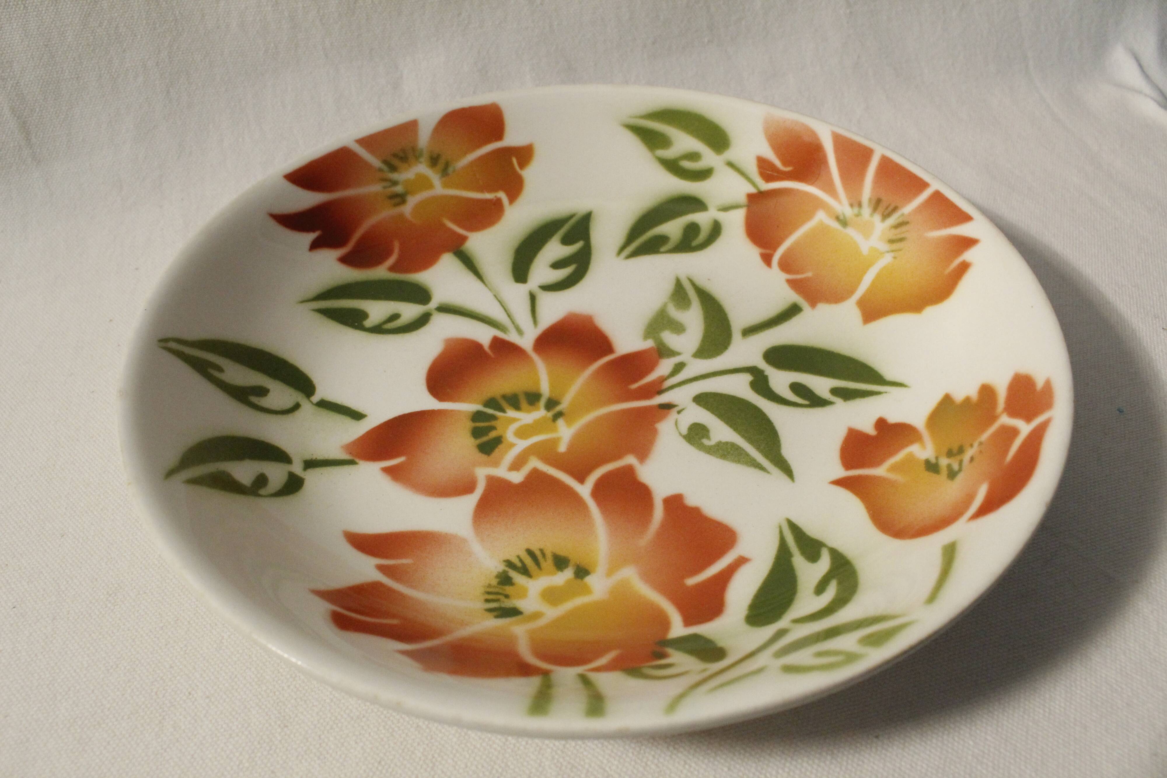 Set of 2 hollow plates Moulin des Loups - Ontario model - orange flowers