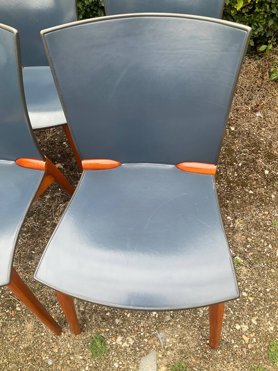 Série de 6 chaises Cassina par Josep Llusca