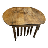 Unique extendable table for 24 place settings!