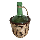 Damn Jeanne surrounded by willow.