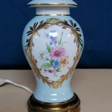 Porcelain table lamp year 40