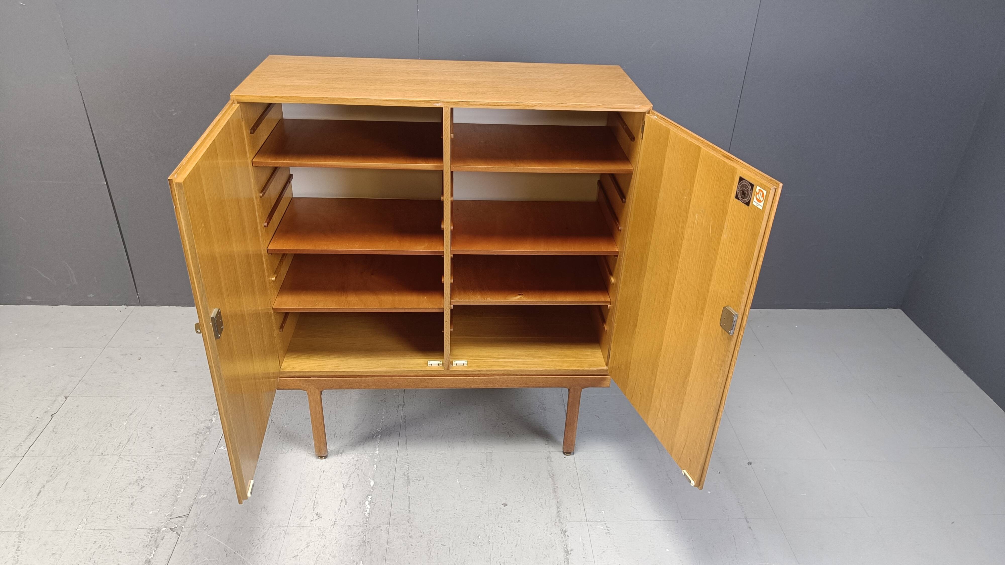 Vintage cabinet by Jos De Mey for Vandenberghe Pauvers, 1960s