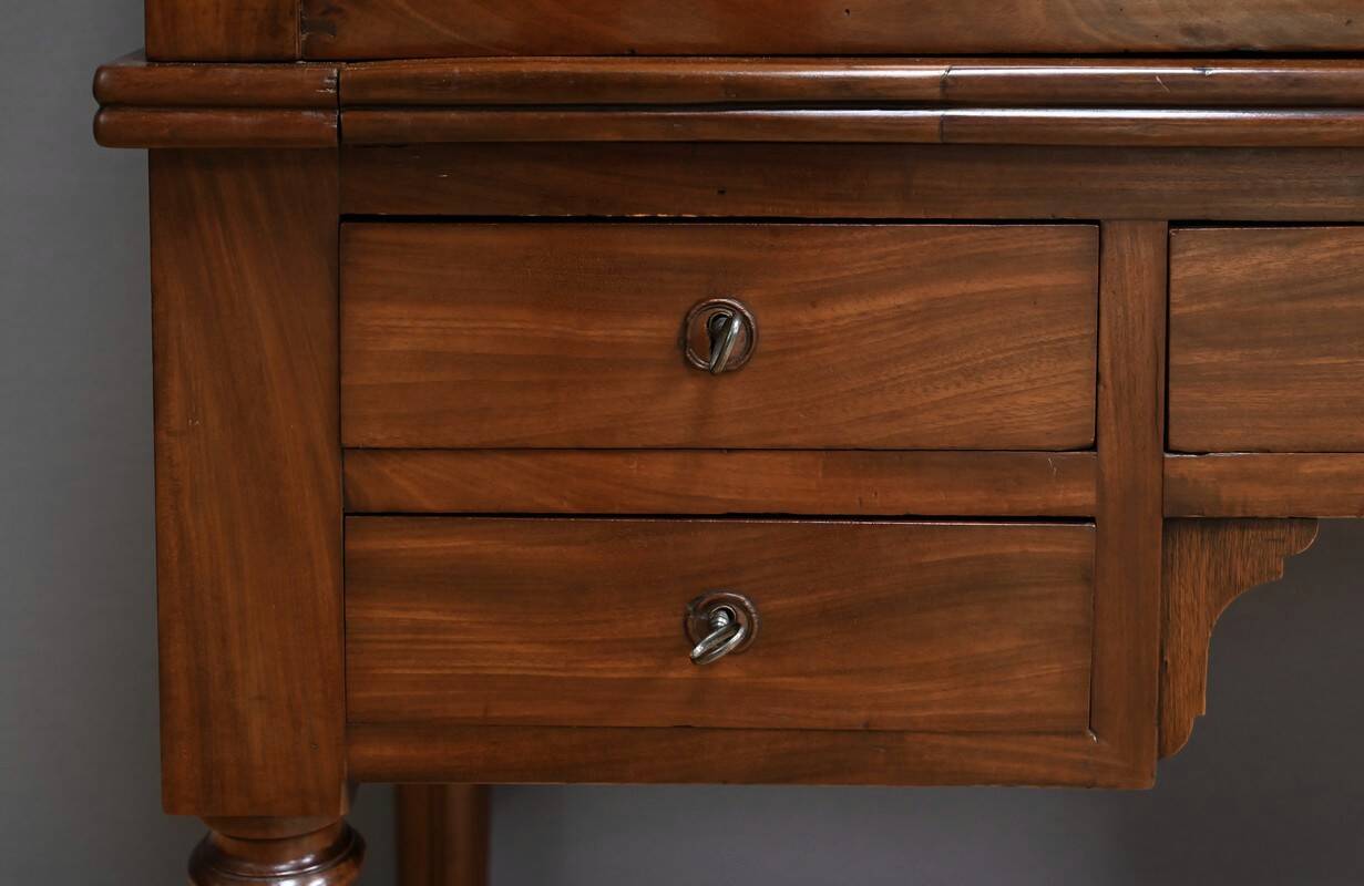 Mahogany Cylinder Desk, Restoration Period – Part 1 of the 19th Century