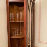 Corner cabinet