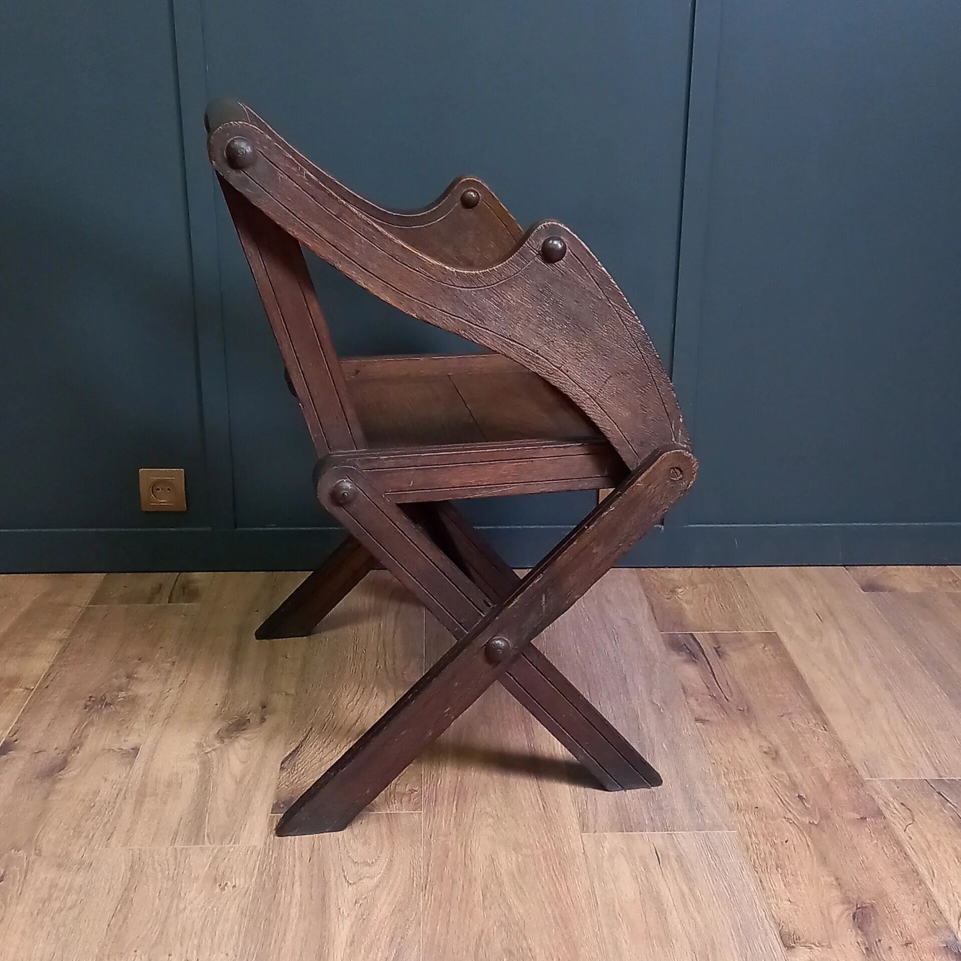 Antique Glastonbury priest chair