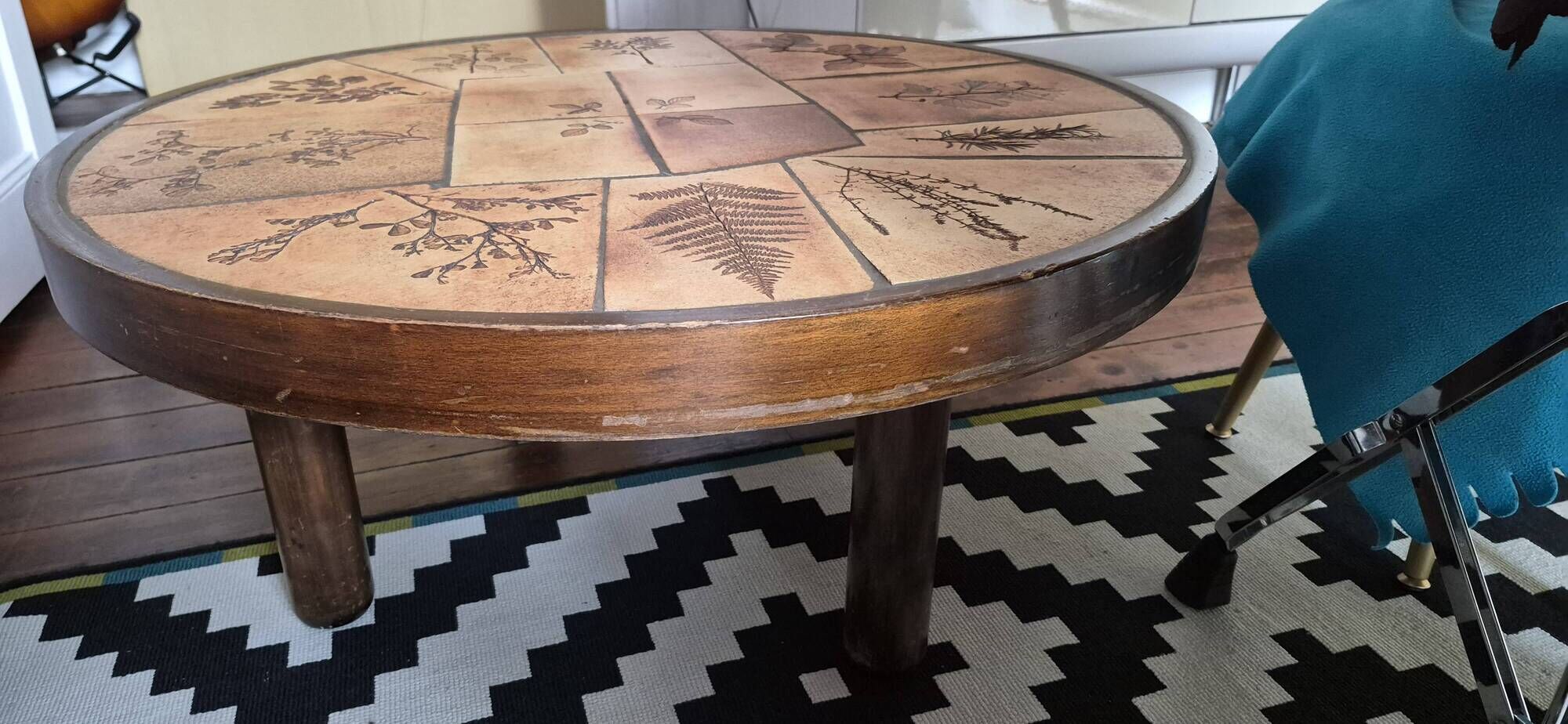 Vintage leduc table