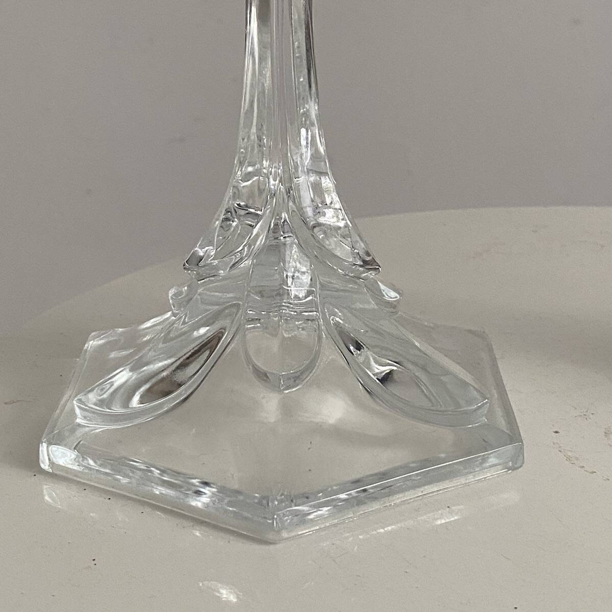 Pair of three-branch candlesticks in Arques crystal