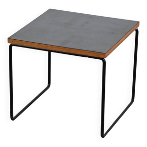 Table ''volante'', Pierre