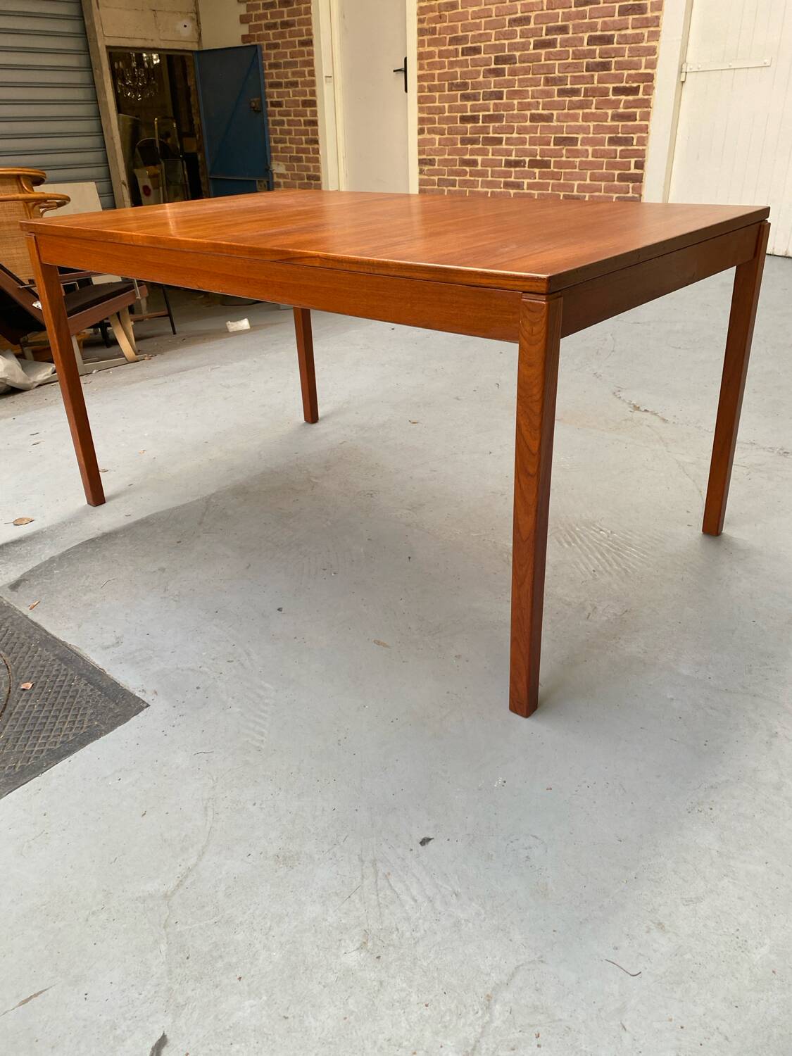 Scandinavian dining room table