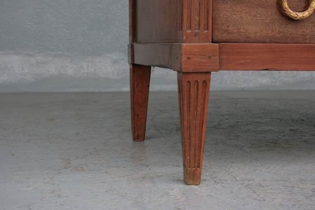 Louis XVI style mahogany Dresser