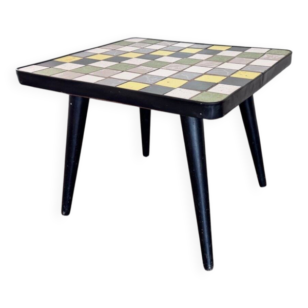 Table d'appoint en bois et mosaïque de céramique des années 1950.