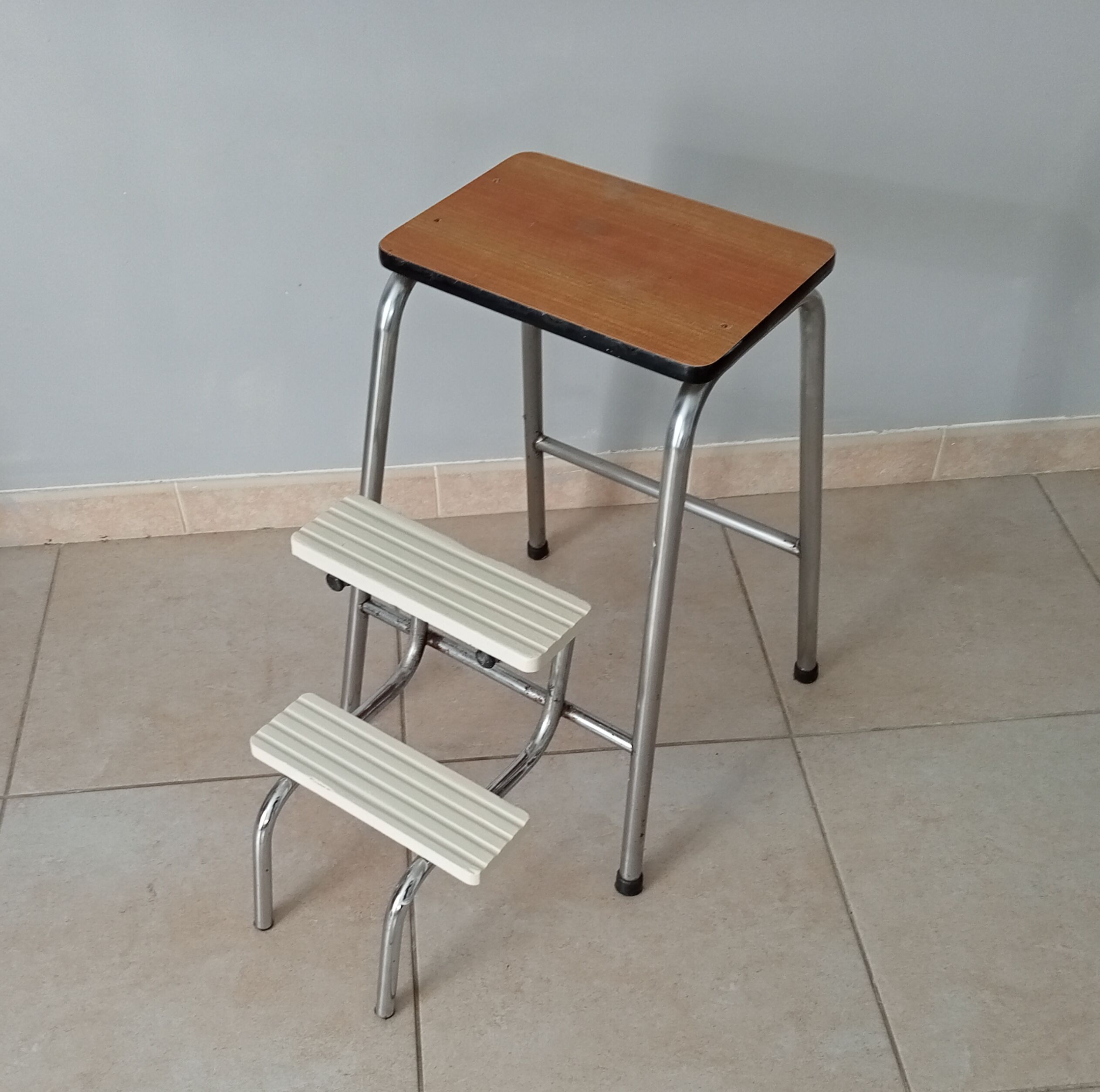 Vintage folding stepladder 60s