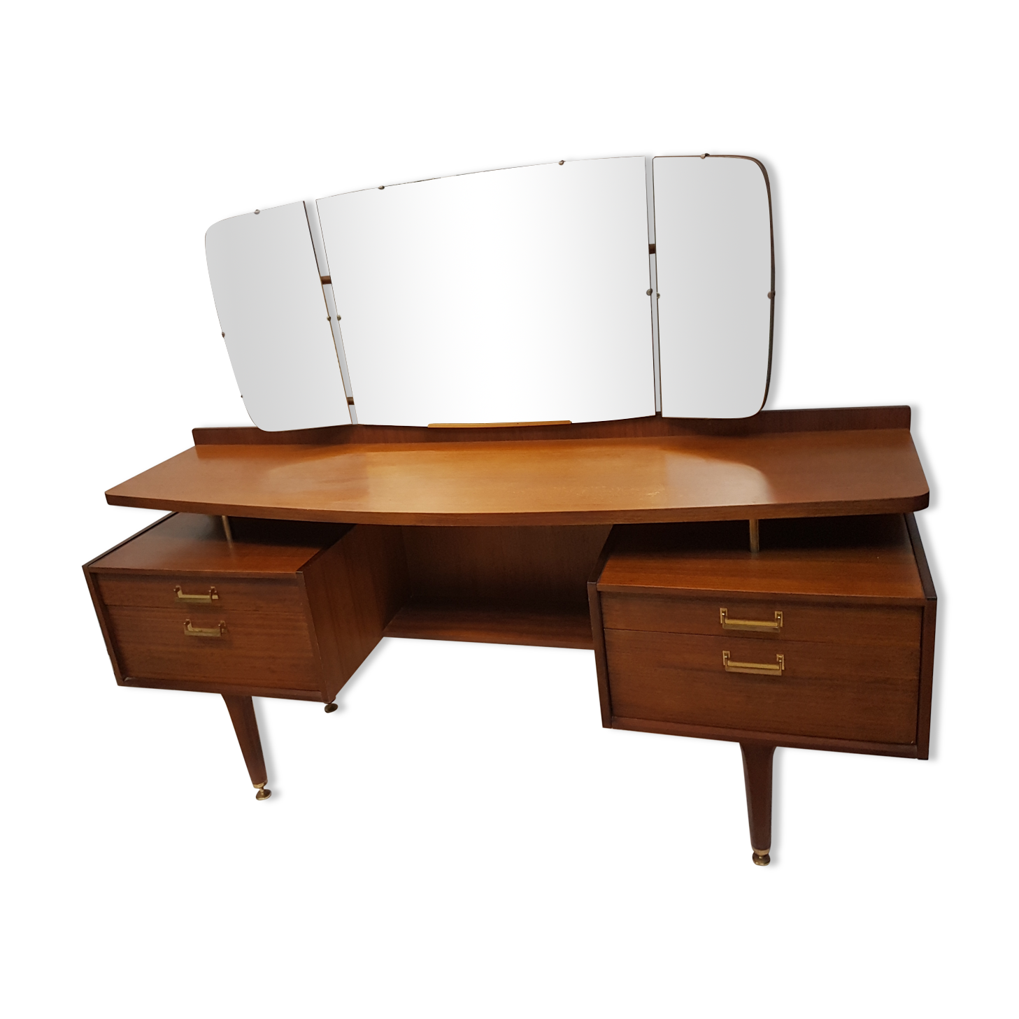Dressing table