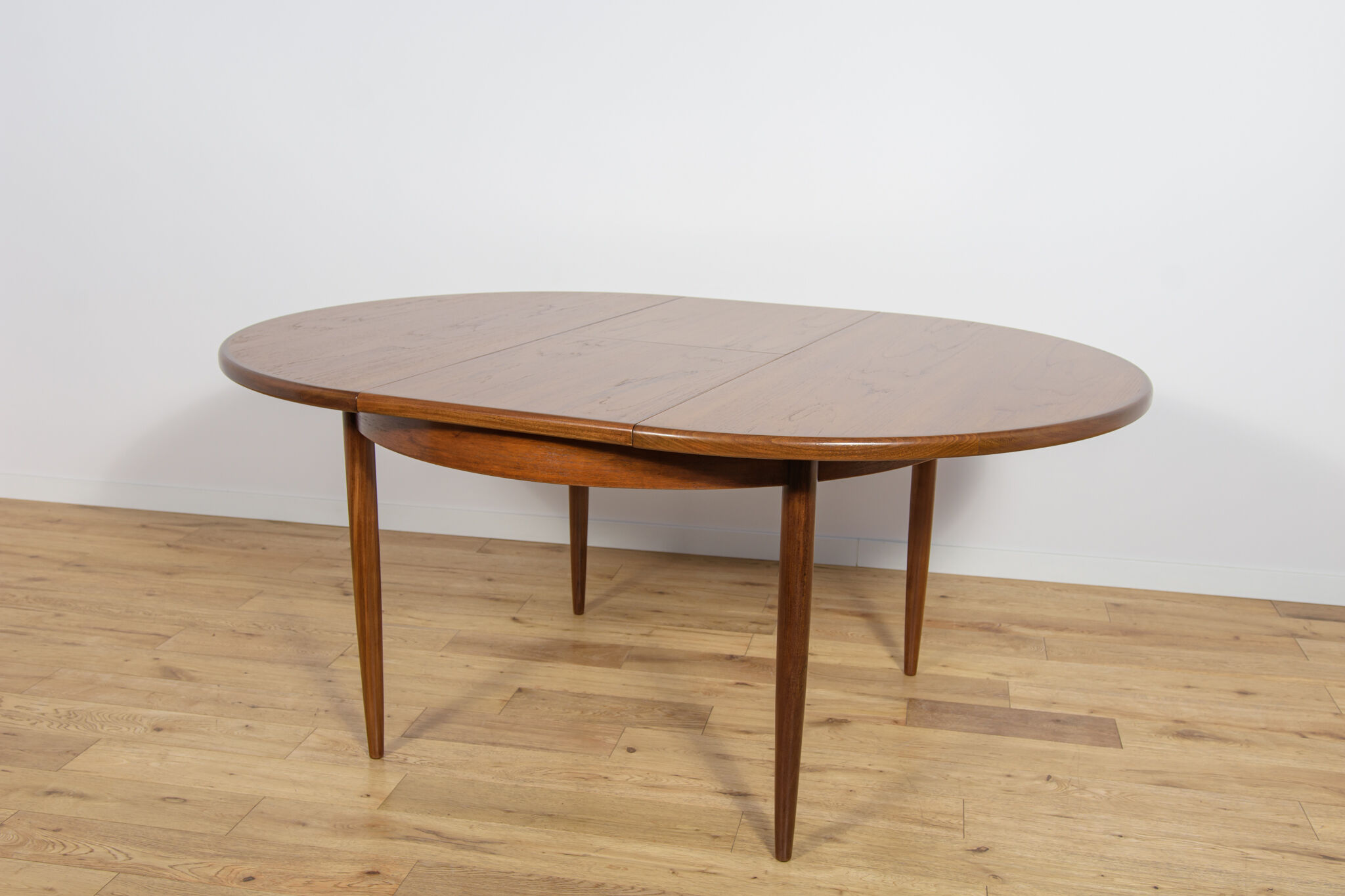 Mid-Century Round Teak Fresco Dining Table from G-Plan, United Kingdom, 1960s