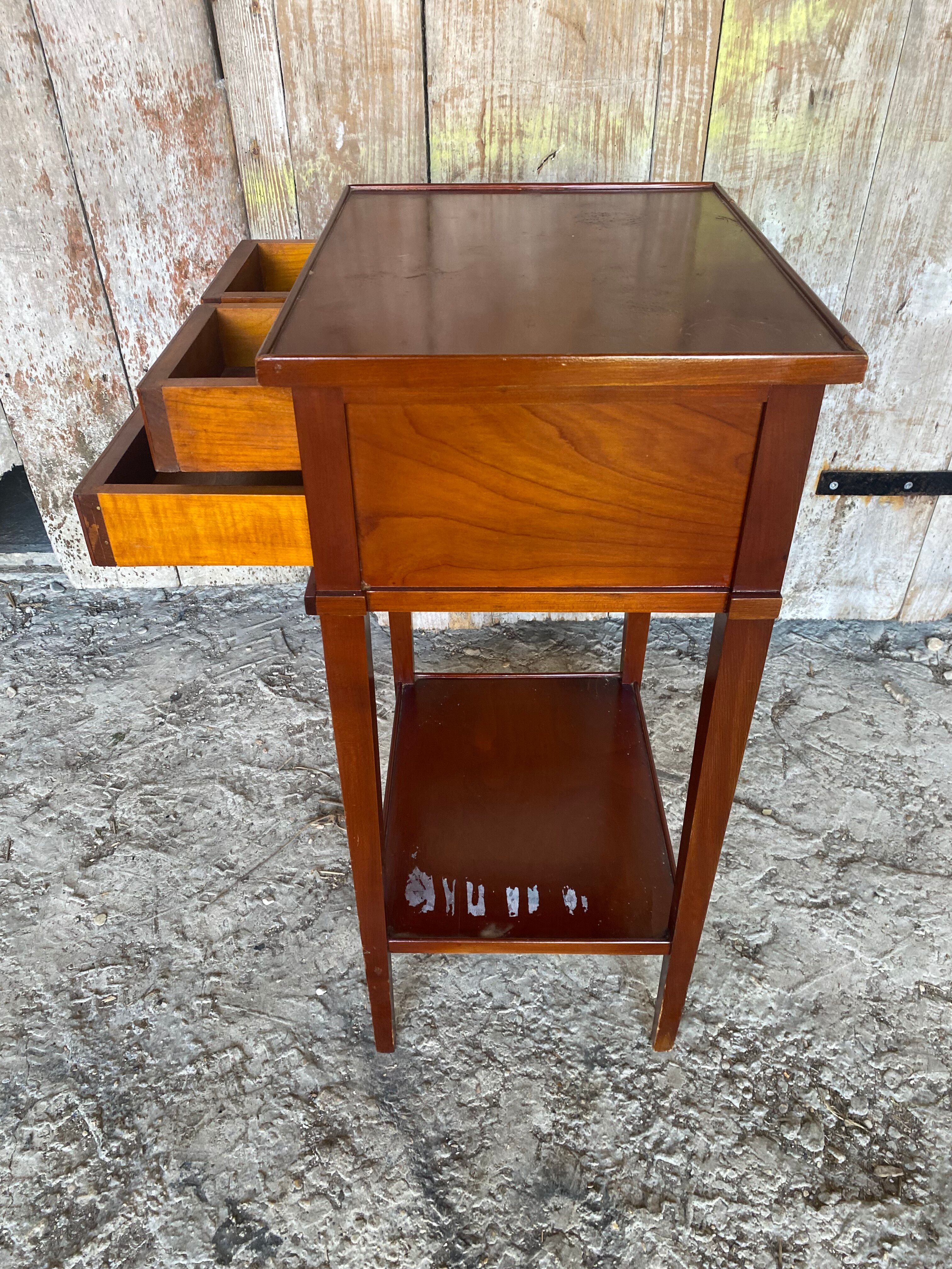 Antique Nightstand Entry Table Cherry Wood 3 Drawers Vintage #D995