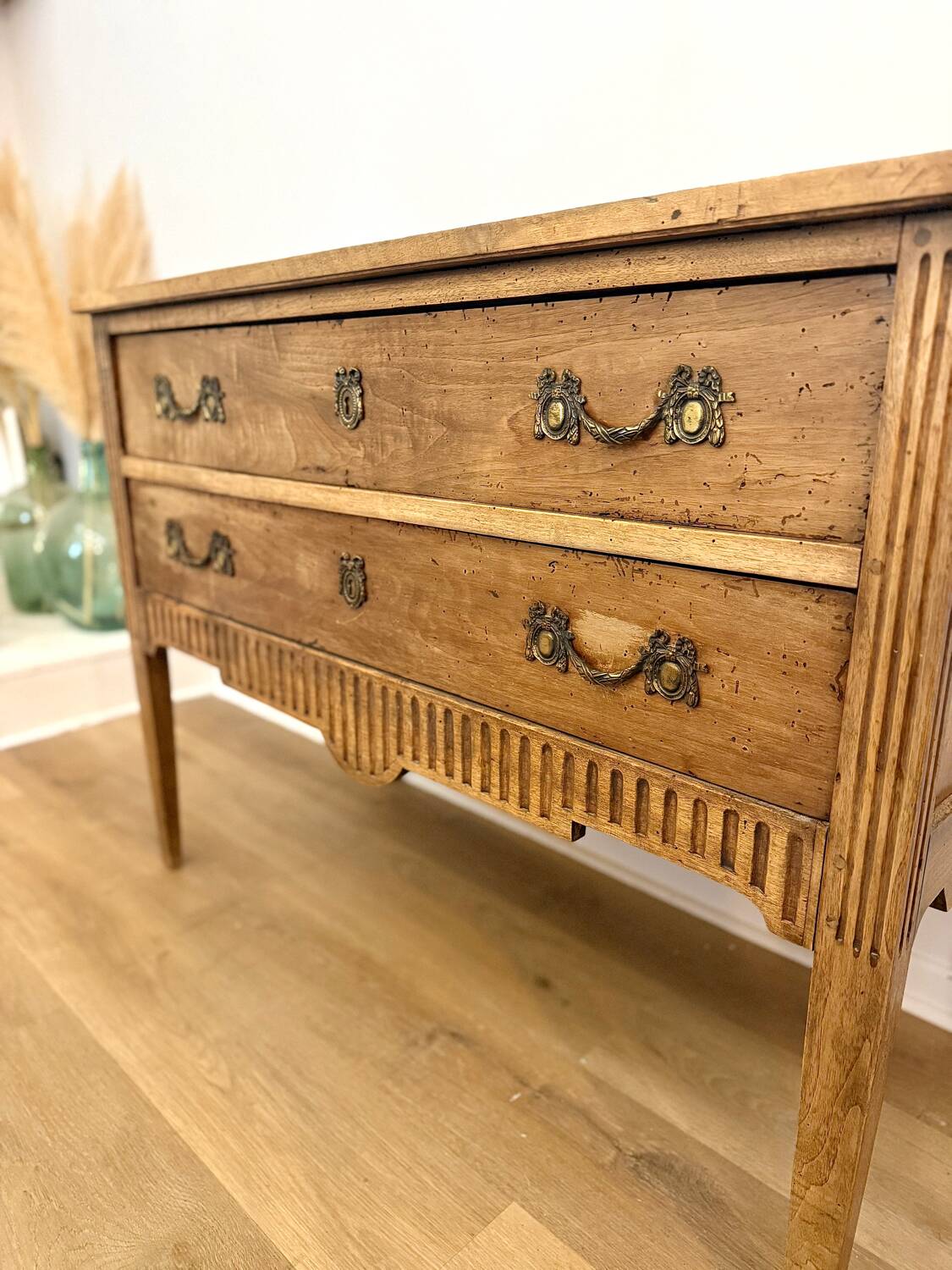 Commode sauteuse ancienne