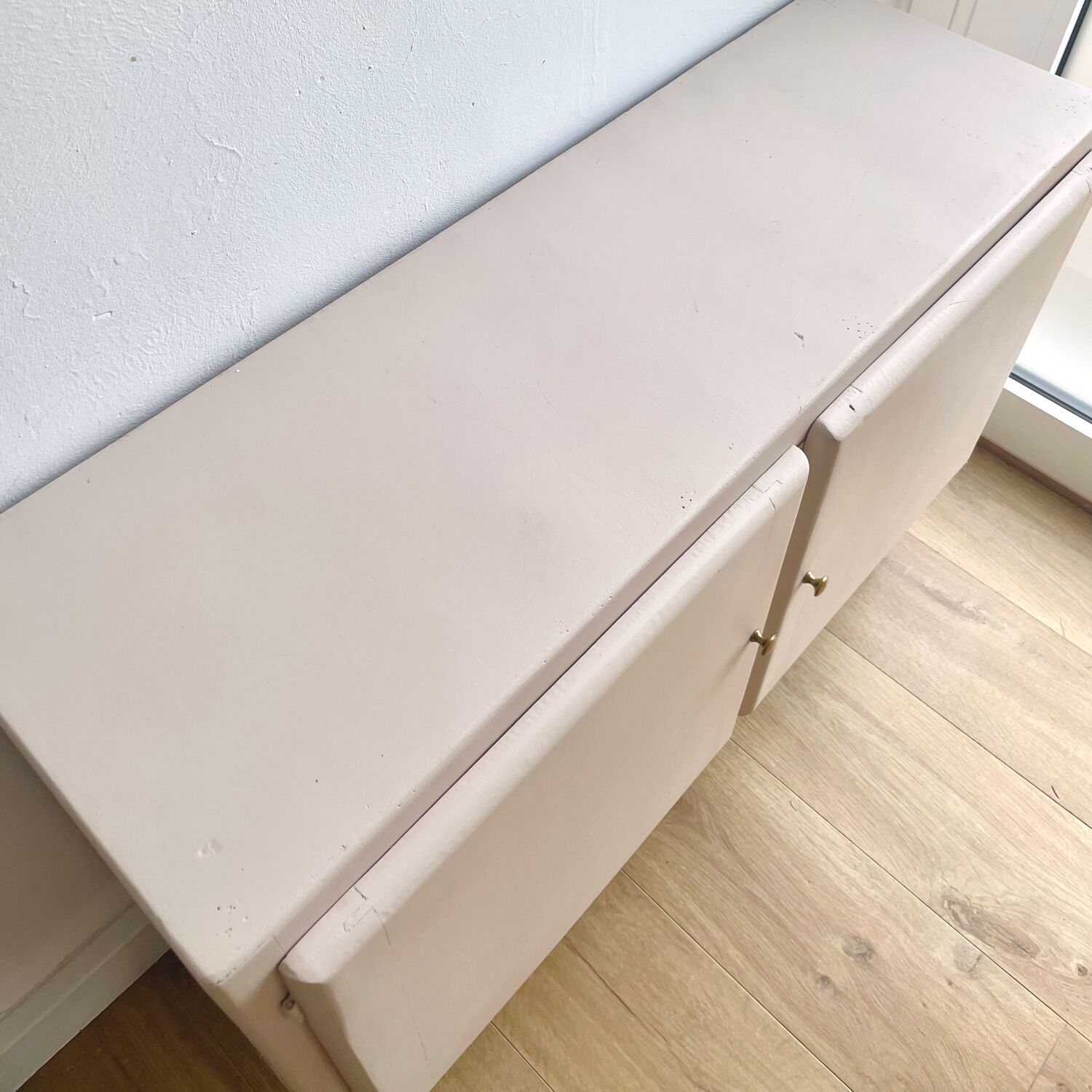 Mado type base cabinet