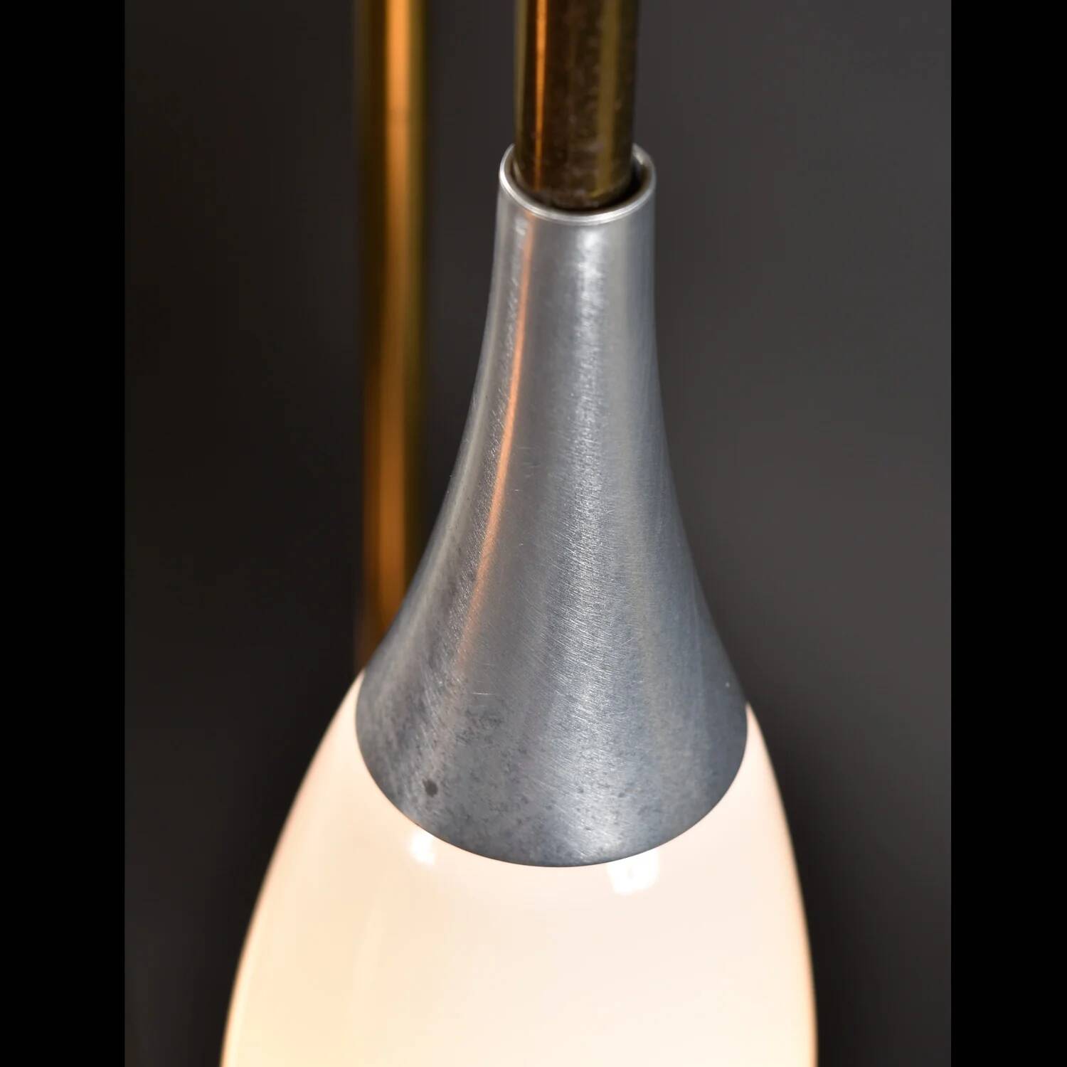 Lampadaire cascade en métal doré, années 1970