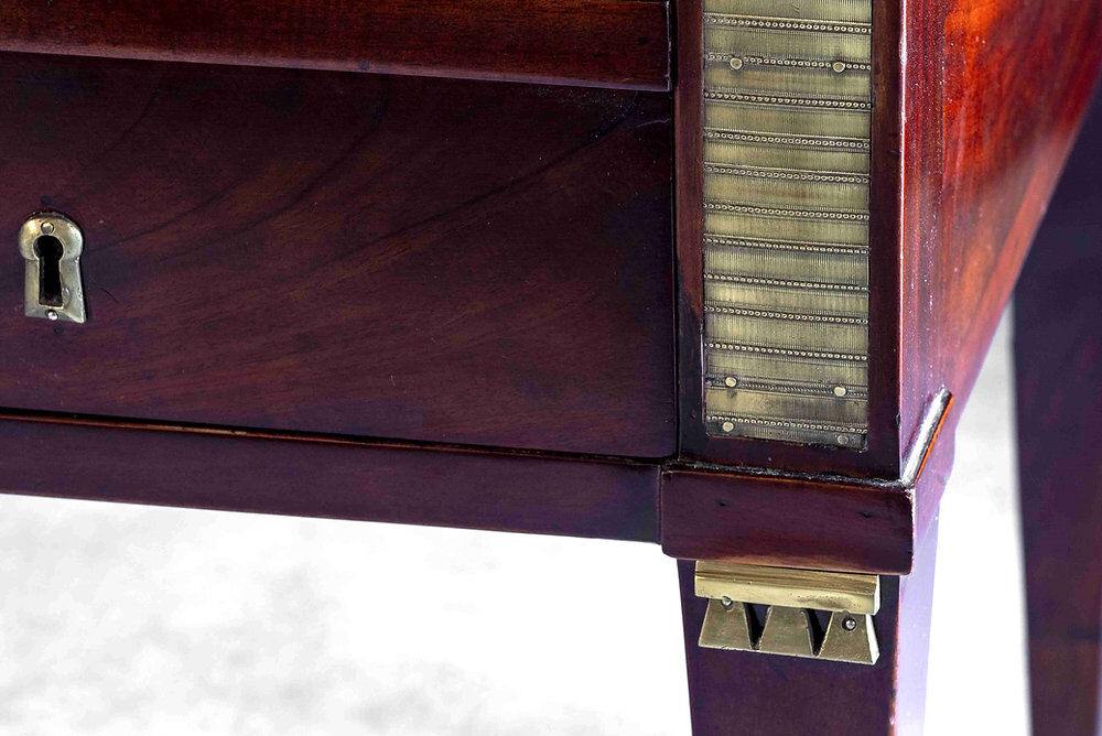 Large cylinder desk, Directoire