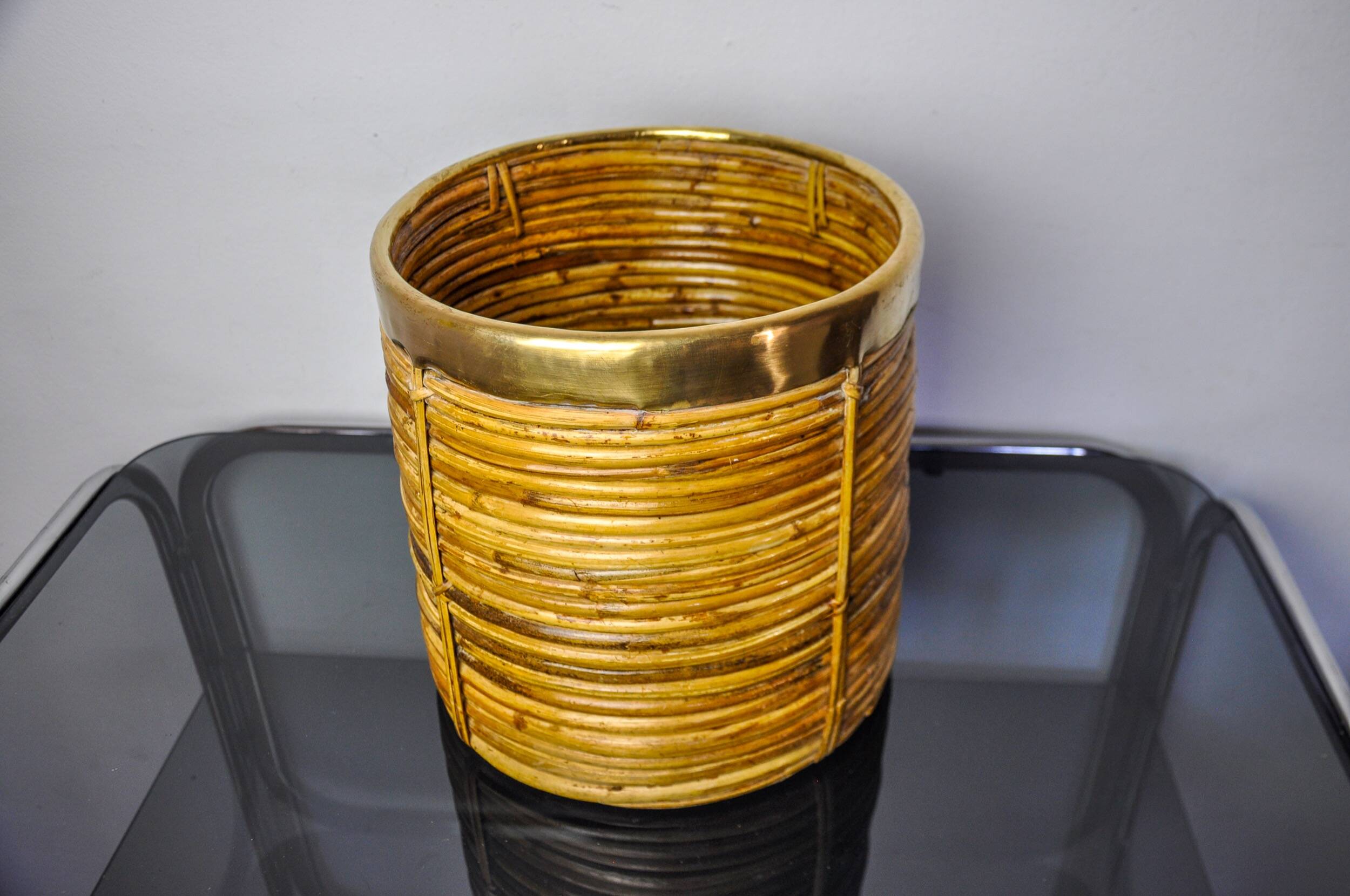 Rattan and brass basket, Italy, 1970, 25 cm diam