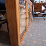 Wall display cabinet shelf