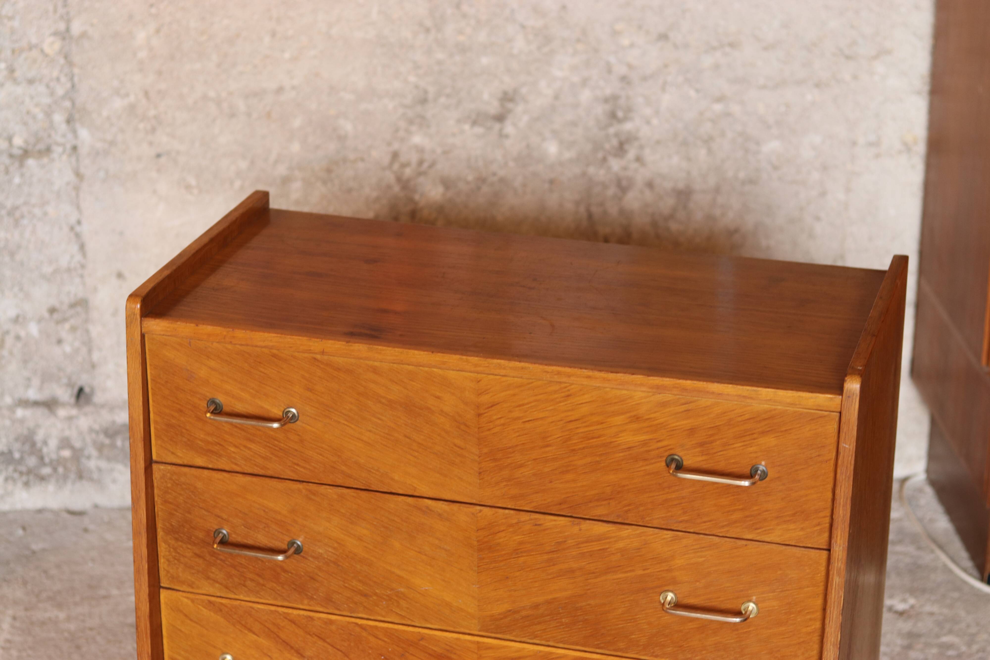Commode vintage 1950/60 en placage de chêne