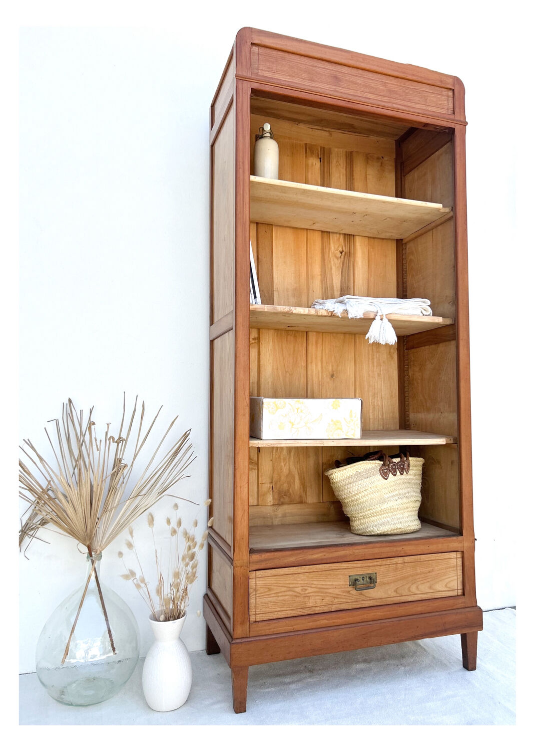 Vintage cabinet