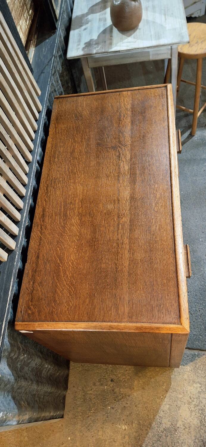 Vintage chest of drawers