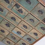 Meuble de quincaillerie industriel en pin peint, France années 1950