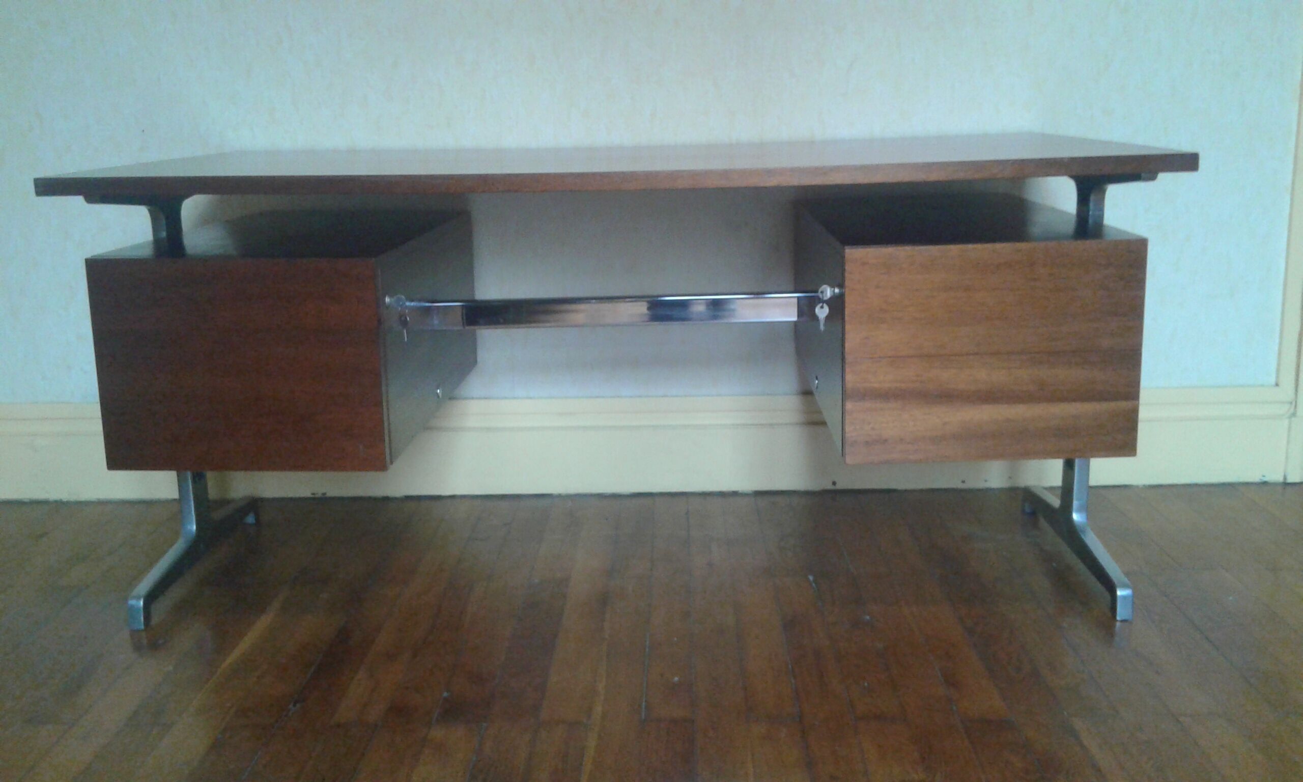 60s desk